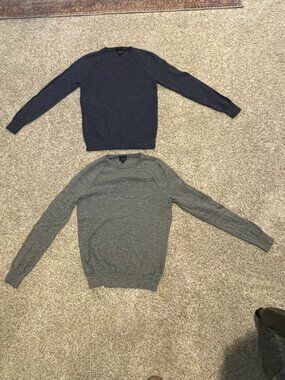 2 Mens Slim J Crew Blue and Light Gray Sweaters 100% Cotton XS
